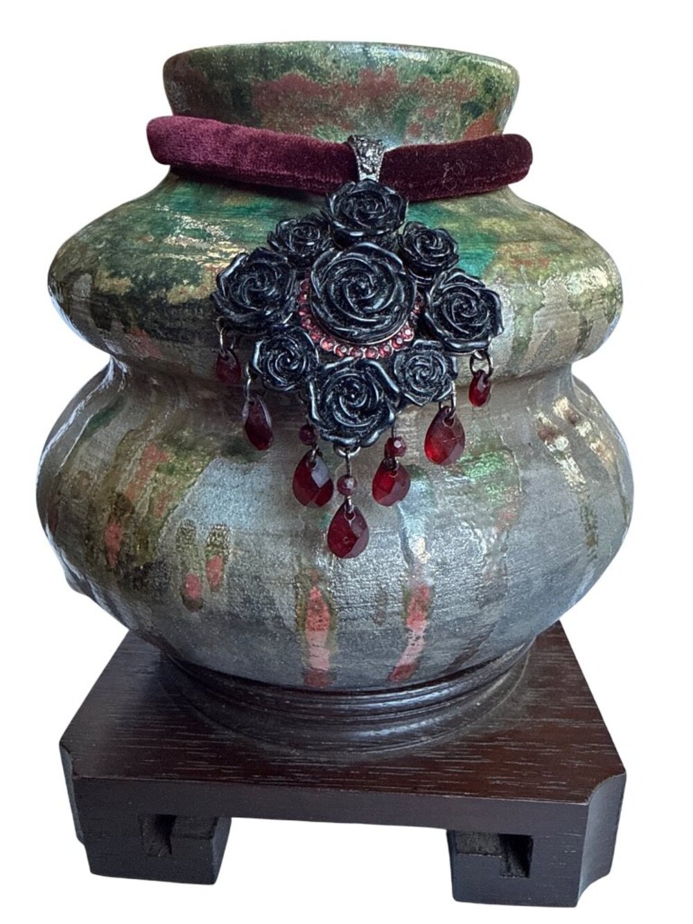 Vintage Gothic Black Rose Cluster 19.5" Necklace, 3" extender, Burgundy Velvet R